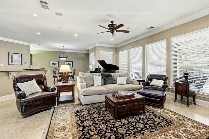 2726 Country Club Road, Pantego TX 76013 - Photo 14