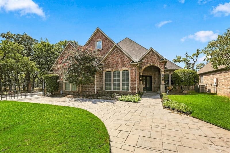2726 Country Club Road, Pantego TX 76013 - Photo 37