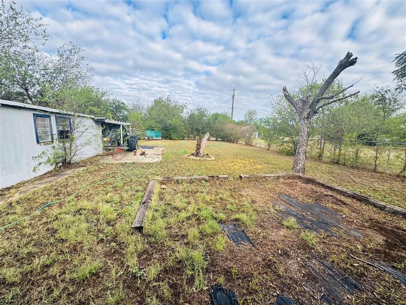 1215 Melwood Avenue, Brownwood TX 76801 - Photo 11