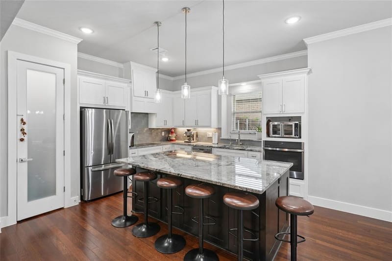 516 Woodland Drive, Azle TX 76020 - Photo 8