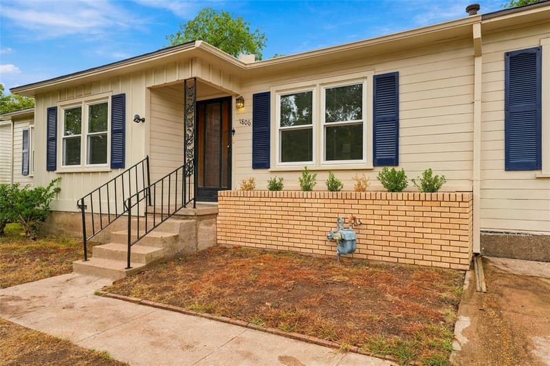 1806 Rambler Drive, Waco TX 76710 - Photo 2