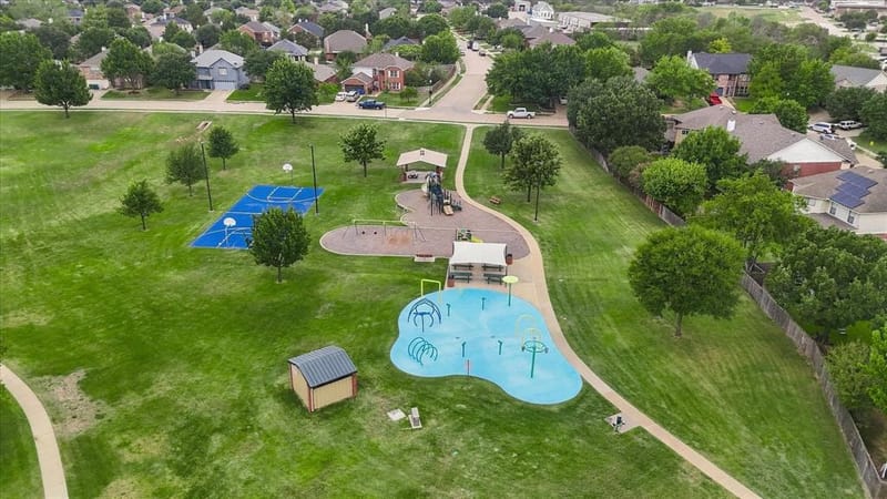200 Ellicott Drive, Roanoke TX 76262 - Photo 39