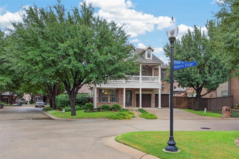 6820 River Park Circle, Fort Worth TX 76116 - Photo 2