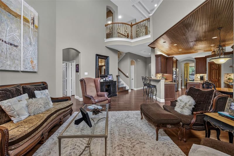 6820 River Park Circle, Fort Worth TX 76116 - Photo 13