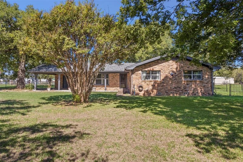 9591 Dripping Springs Road, Denison TX 75021 - Photo 5