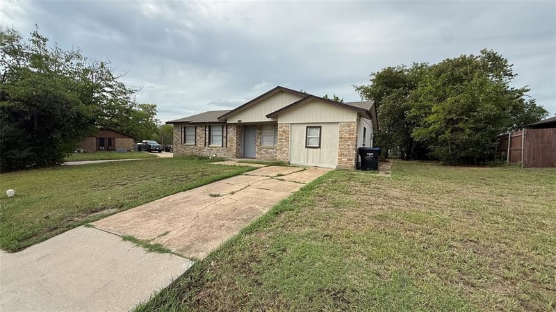 4916 Mcdougal Street, Greenville TX 75401 - Photo 2