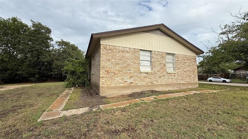 4916 Mcdougal Street, Greenville TX 75401 - Photo 8