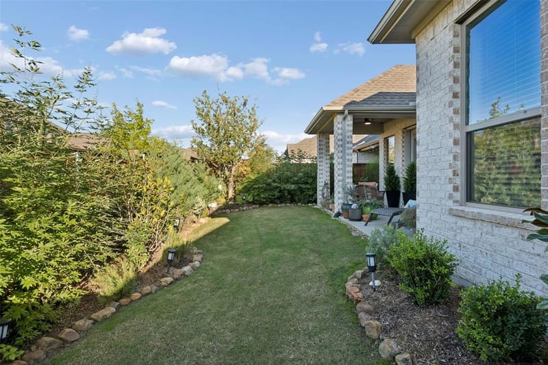 2546 Runhappy Court, Celina TX 75009 - Photo 18