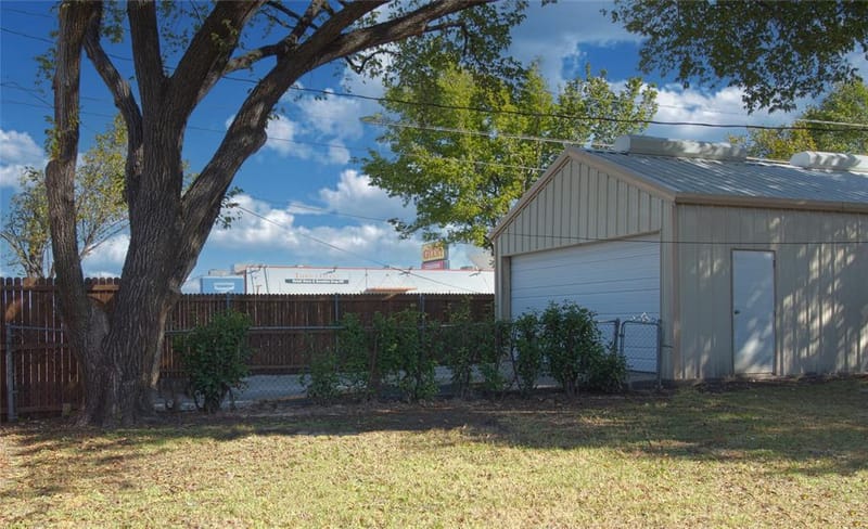 11703 Abston Lane, Dallas TX 75218 - Photo 27