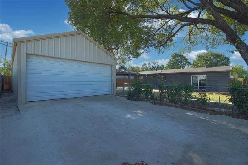11703 Abston Lane, Dallas TX 75218 - Photo 28