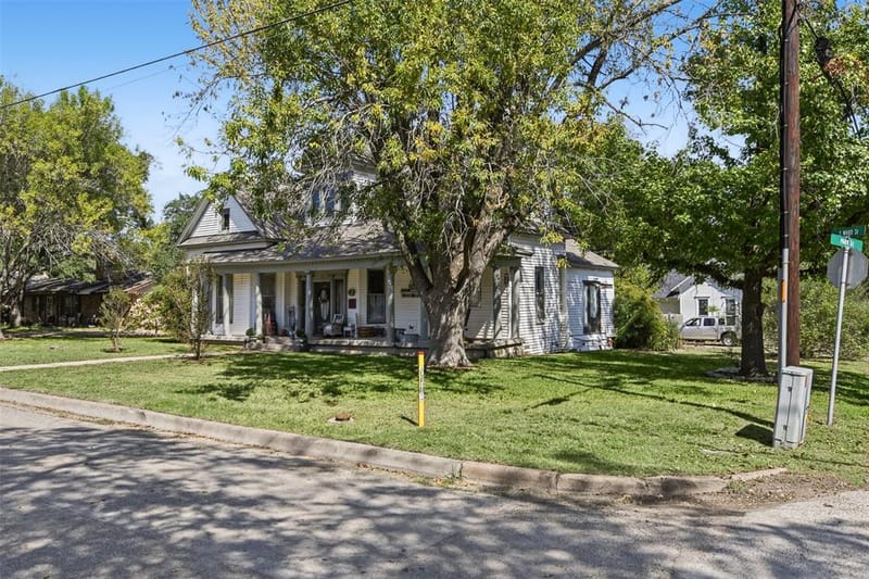 234 S Ward Street, Italy TX 76651 - Photo 2
