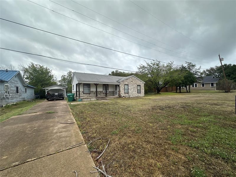 617 E 5th Street, Ferris TX 75125 - Photo 14