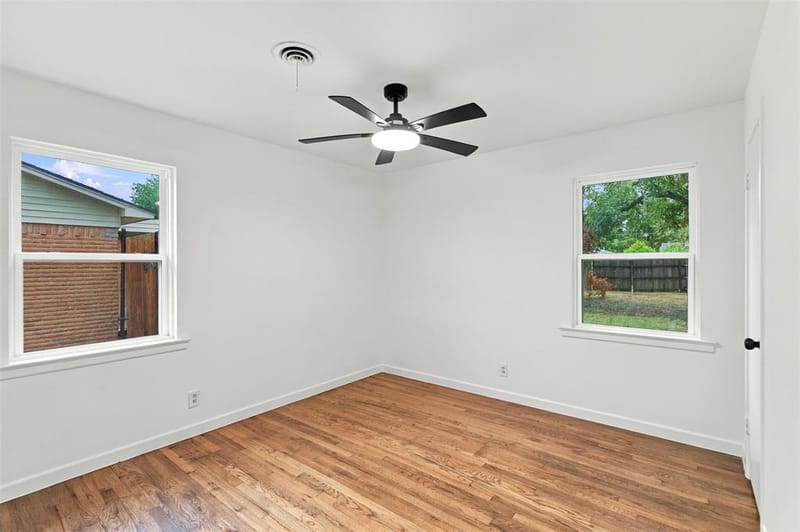 1112 Noble Avenue, Carrollton TX 75006 - Photo 23