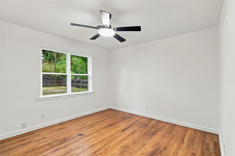 1112 Noble Avenue, Carrollton TX 75006 - Photo 22