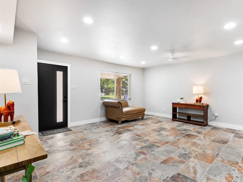 1213 Fairmont Street, Irving TX 75062 - Photo 7