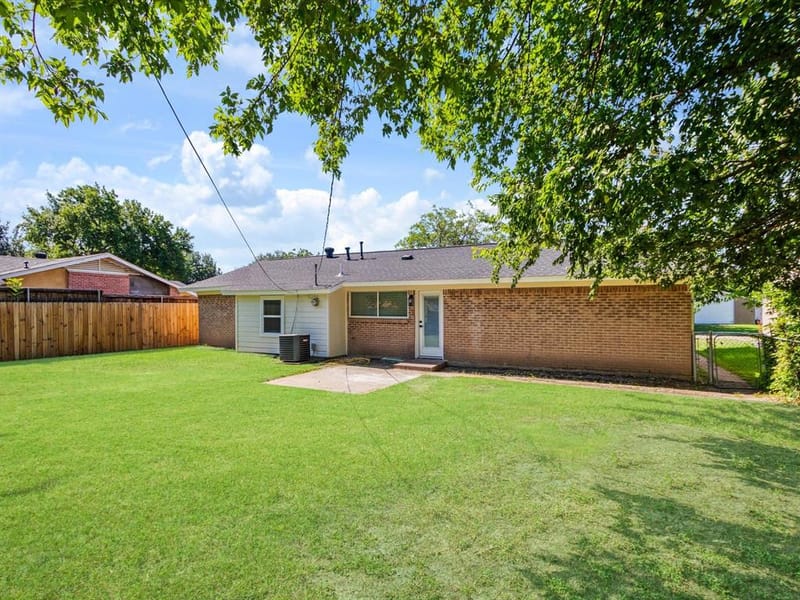 1213 Fairmont Street, Irving TX 75062 - Photo 25