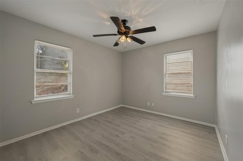 408 E Tucker Boulevard, Arlington TX 76010 - Photo 3