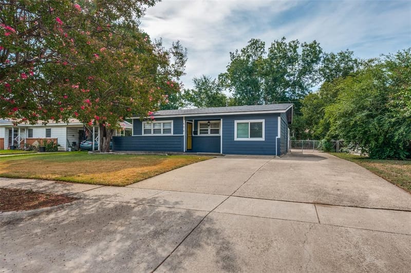 408 E Tucker Boulevard, Arlington TX 76010