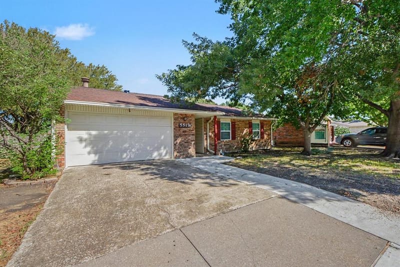 5517 Baker Drive, The Colony TX 75056 - Photo 6