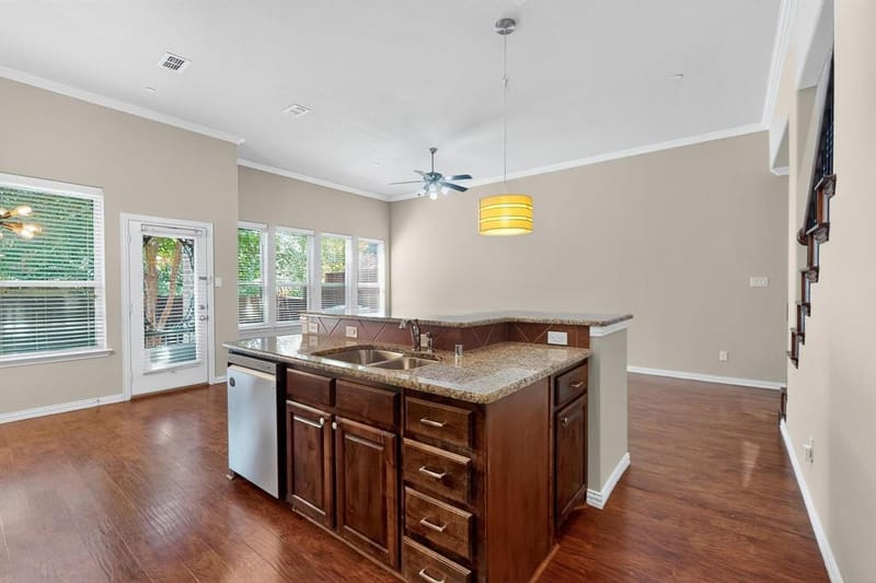 6106 Black Swan Circle, Garland TX 75044 - Photo 10