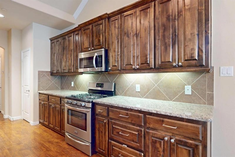 6106 Black Swan Circle, Garland TX 75044 - Photo 8