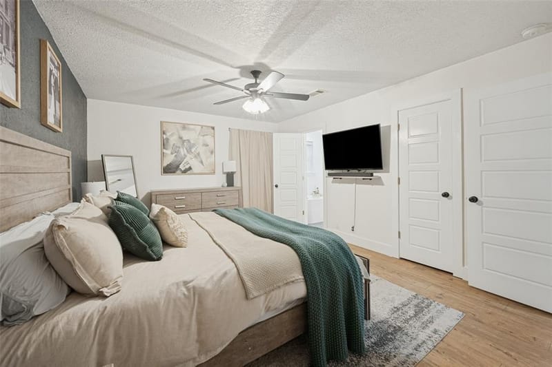 820 Overhill Drive, Hurst TX 76053 - Photo 20