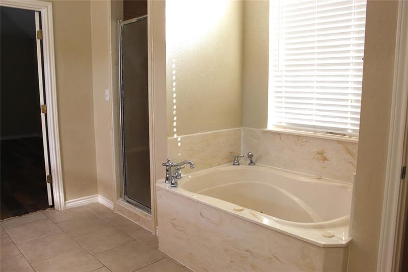 1405 Parkwood Court, Stephenville TX 76401 - Photo 12