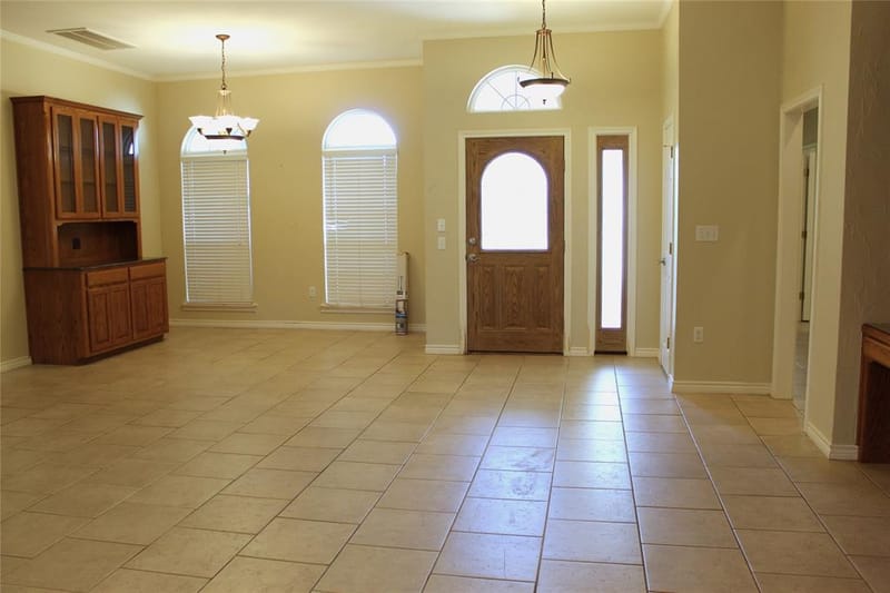 1405 Parkwood Court, Stephenville TX 76401 - Photo 5