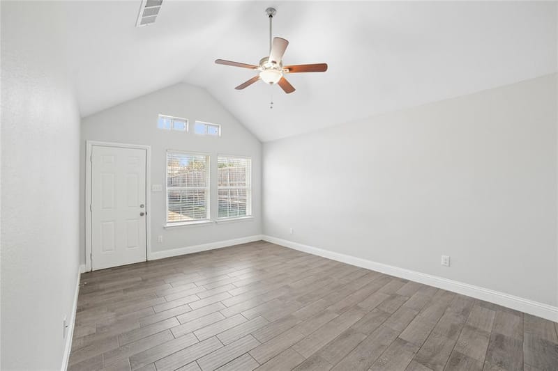 807 N Ridge Drive, White Settlement TX 76108 - Photo 14