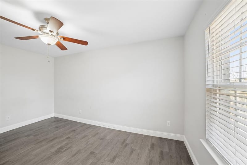 807 N Ridge Drive, White Settlement TX 76108 - Photo 18