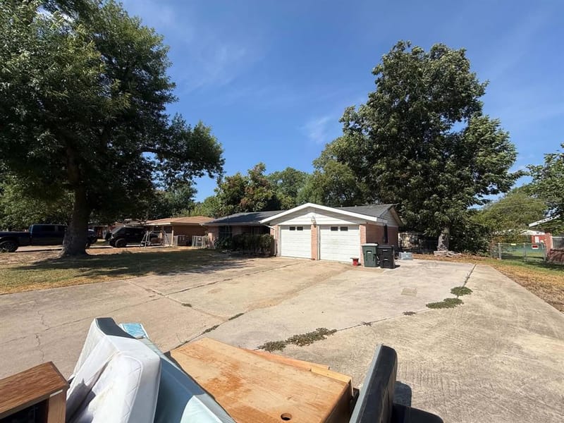2206 S 51st Street, Temple TX 76504 - Photo 2