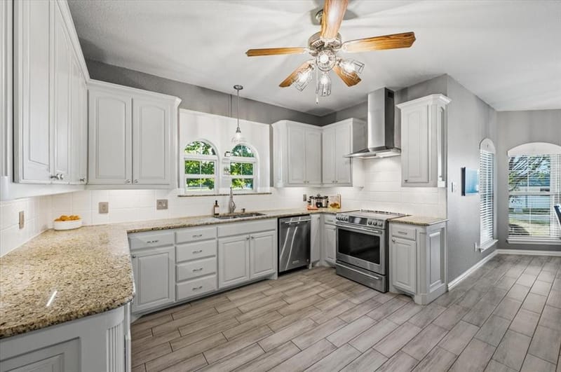 137 Prairie Ridge Drive, Aledo TX 76008 - Photo 9