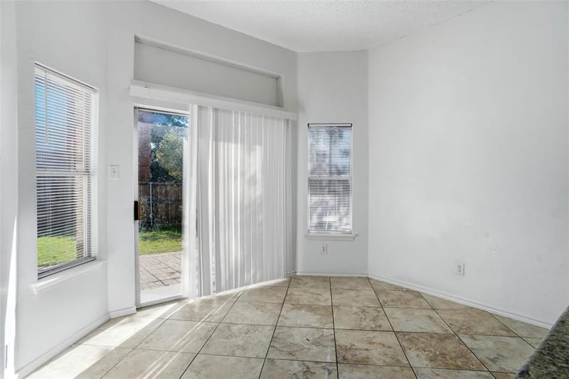 2447 Ranchview Drive, Grand Prairie TX 75052 - Photo 12