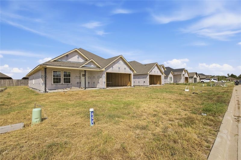 806 Moseley Lane, Greenville TX 75402