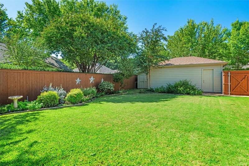 706 Giltin Court, Arlington TX 76006 - Photo 24