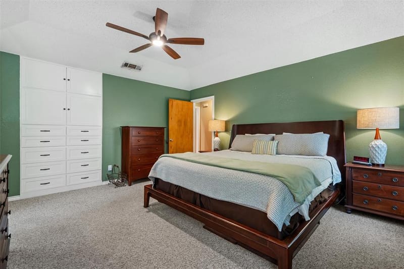 706 Giltin Court, Arlington TX 76006 - Photo 18