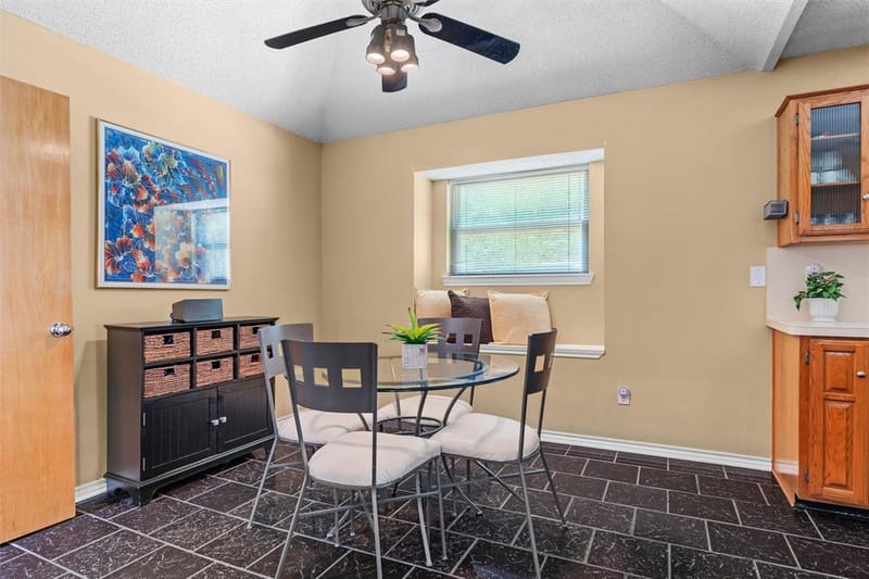 706 Giltin Court, Arlington TX 76006 - Photo 8