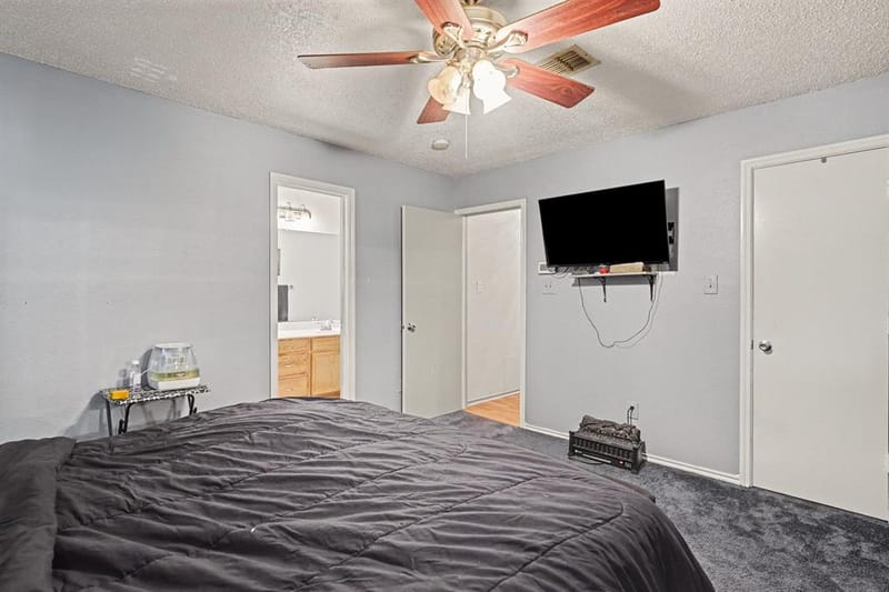 3136 Pine Valley Drive, Grand Prairie TX 75052 - Photo 19