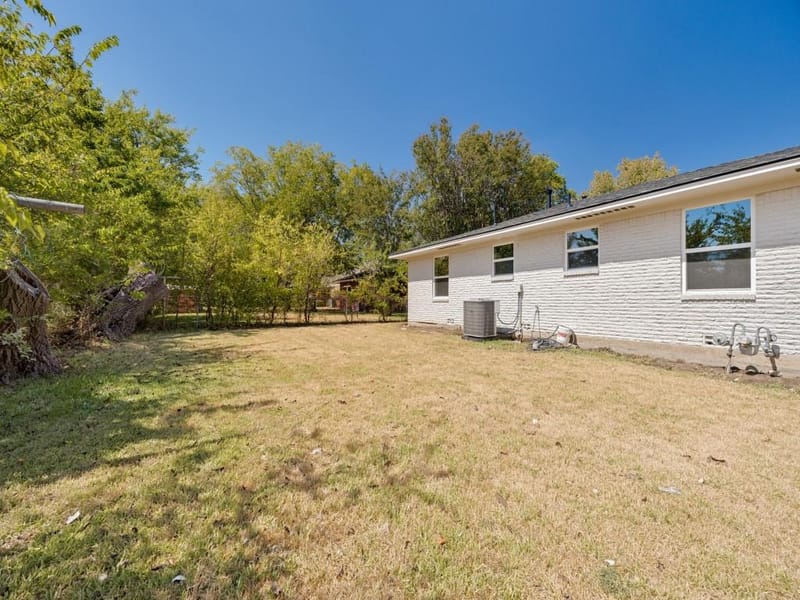 400 W Anita Street, Sherman TX 75092 - Photo 23
