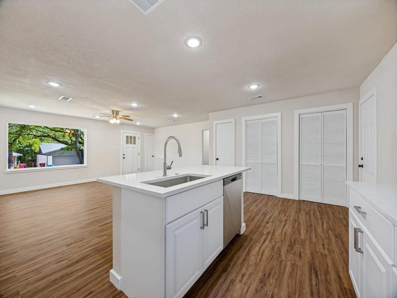 400 W Anita Street, Sherman TX 75092 - Photo 6