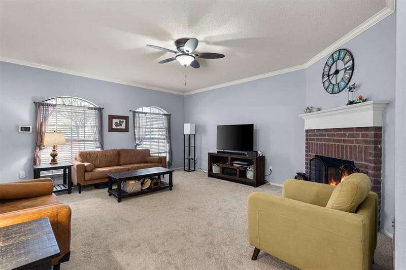 205 Saddlebrook Drive, Krum TX 76249 - Photo 6