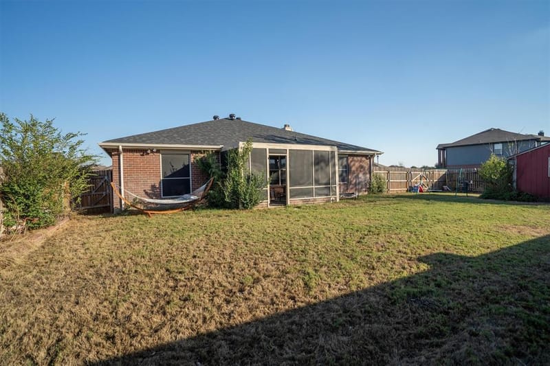 205 Saddlebrook Drive, Krum TX 76249 - Photo 22