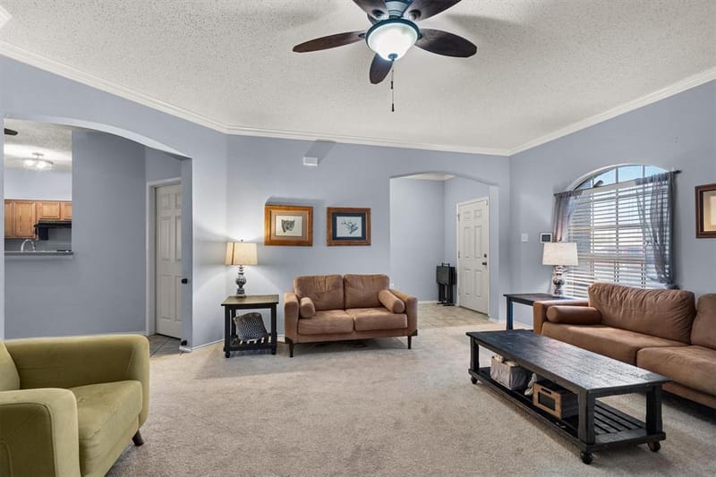 205 Saddlebrook Drive, Krum TX 76249 - Photo 7