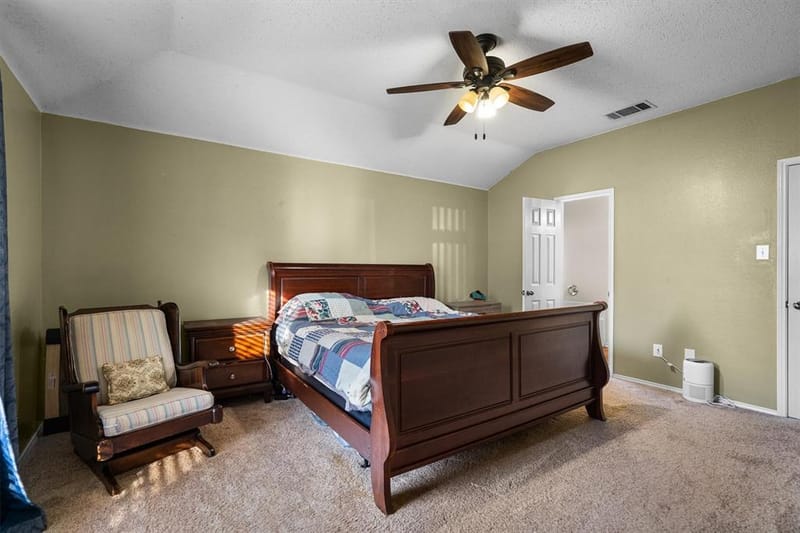 205 Saddlebrook Drive, Krum TX 76249 - Photo 15