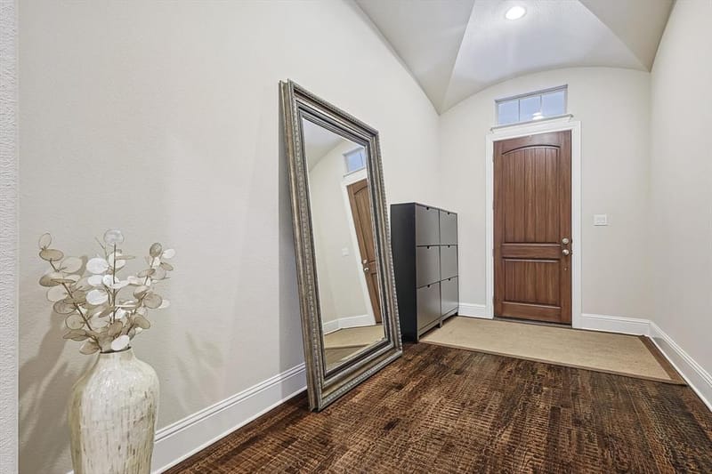 2812 Cedar Elm Drive, Carrollton TX 75010 - Photo 3