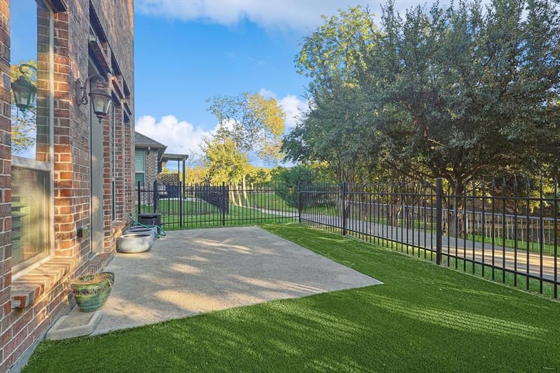 2812 Cedar Elm Drive, Carrollton TX 75010 - Photo 31