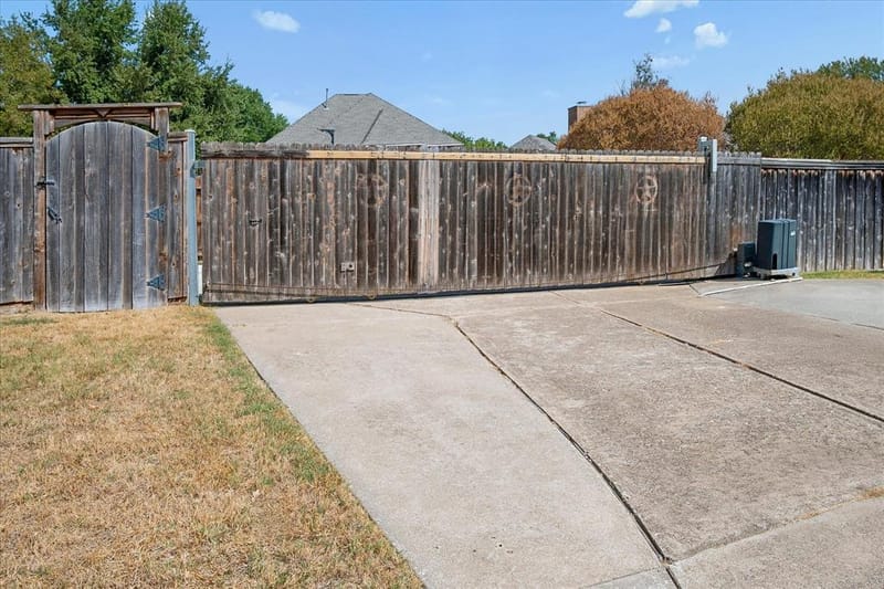 1211 Laguna Place, Carrollton TX 75006 - Photo 26