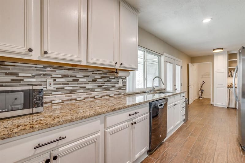 2101 Alder Trail, Grand Prairie TX 75052 - Photo 17