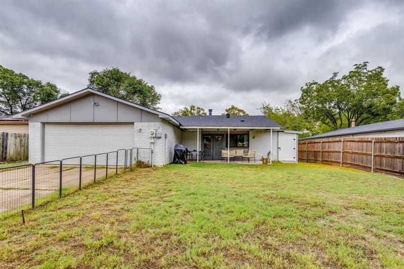 2101 Alder Trail, Grand Prairie TX 75052 - Photo 36