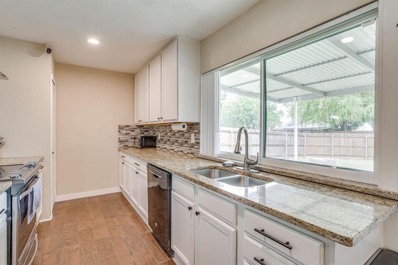 2101 Alder Trail, Grand Prairie TX 75052 - Photo 14